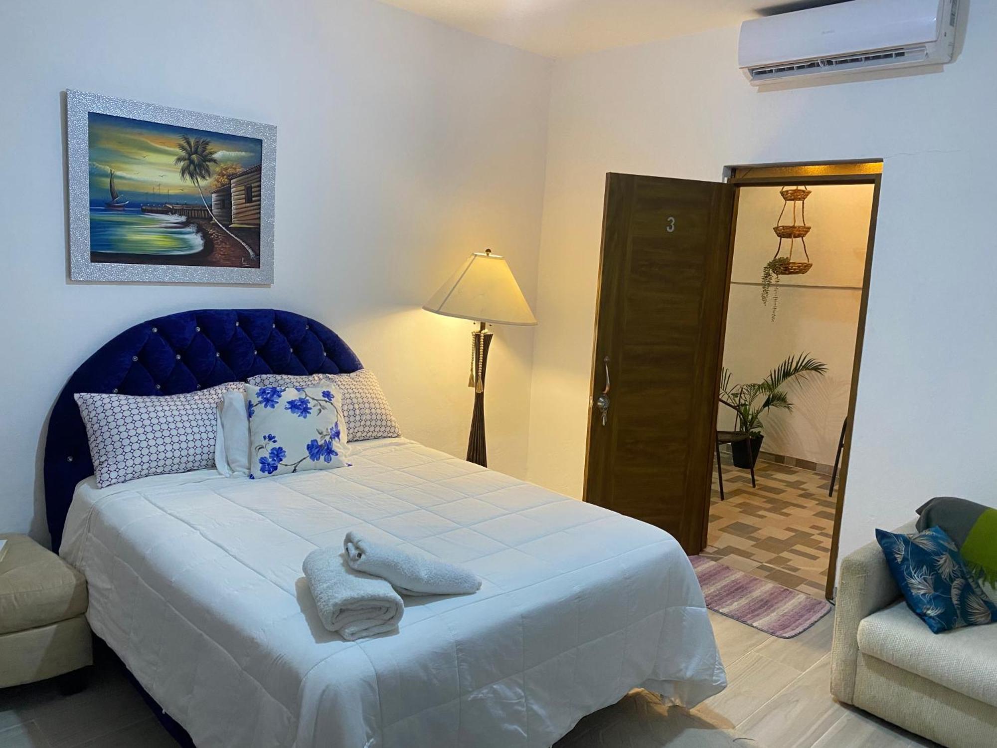 Only Room By Merengue House, 8 Minutos Airport Monte Adentro  外观 照片